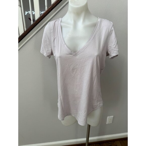 Lot of 4 Lululemon Tee Shirts Size Medium - Picture 2 of 9